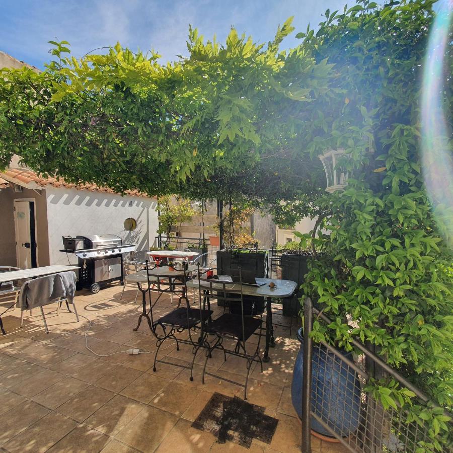 Maison Capucine Meze Ngoại thất bức ảnh